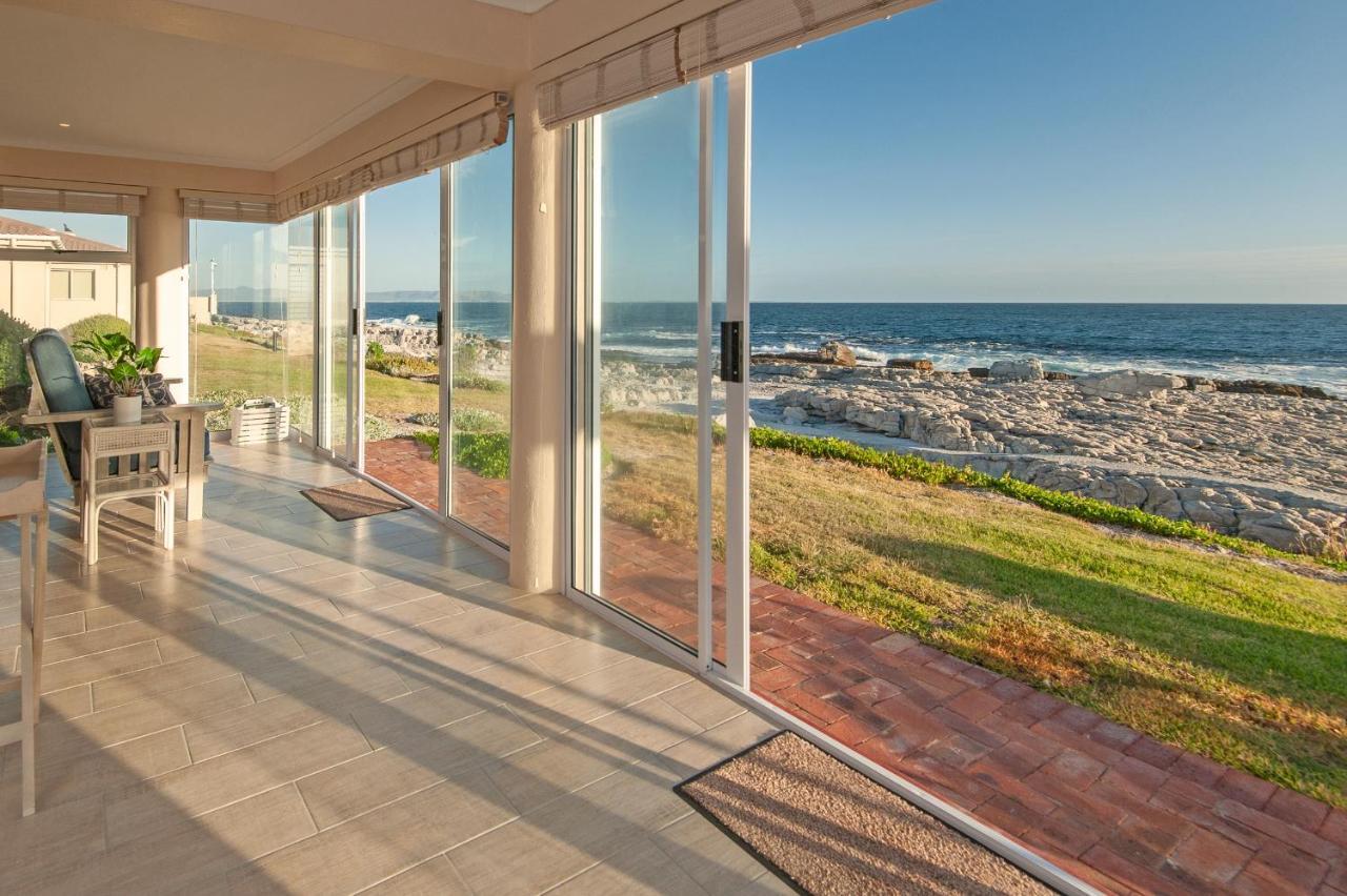 Hermanus Haven, Entire Home, On The Sea, Private Pool, Secure Екстериор снимка