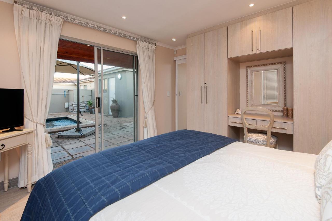Hermanus Haven, Entire Home, On The Sea, Private Pool, Secure Екстериор снимка